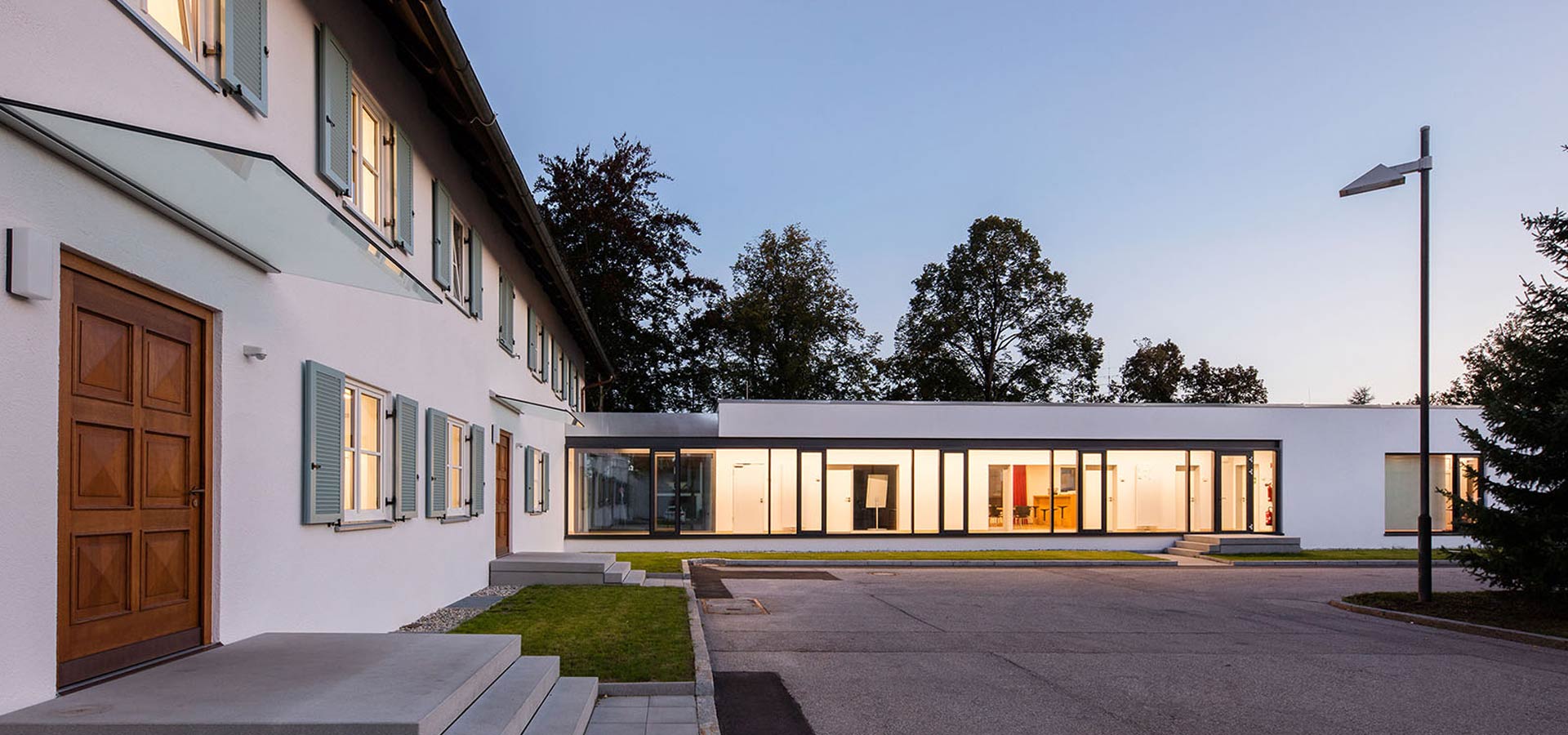 Autobahnmeisterei Hohenbrunn ... ap space Architekten München